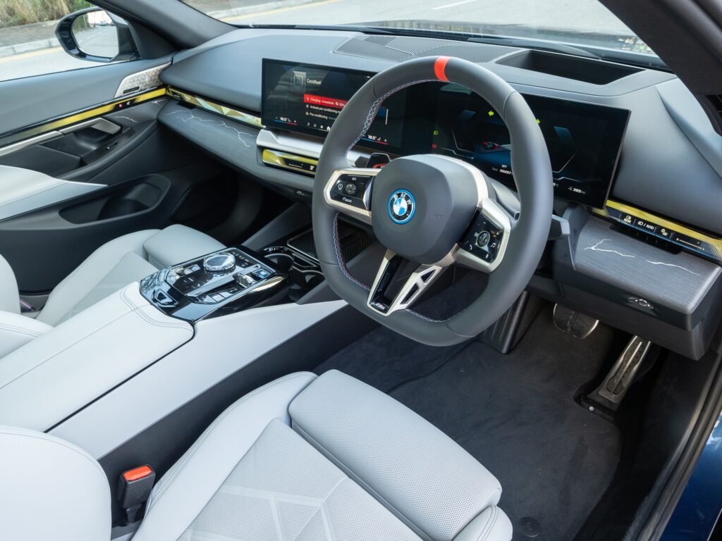 Premium-Auto wirkt in die Jahre gekommen? Mit diesen zwei Teilen sieht der Innenraum sofort jünger aus